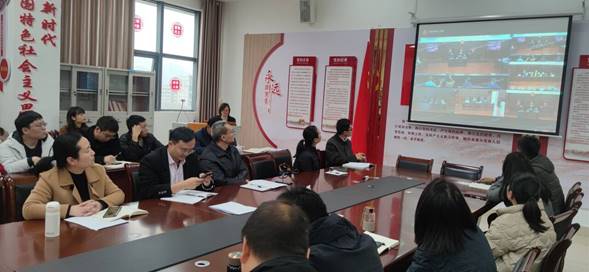 说明: \\2012-20160518dr\公司办公室2017—2020\会议照片和资料\2023年照片\20231124 教师大会\典型案例庭审视频学习：[2020] 黔行终298号.jpg